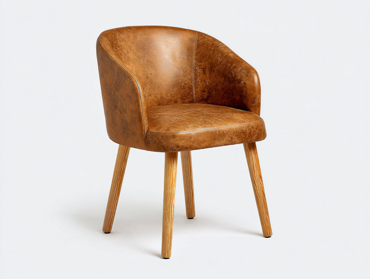 Silla de comedor tapizada en cuero sintético 62x60x82 cm - marrón coñac y madera natural - estilo vintage con respaldo envolvente