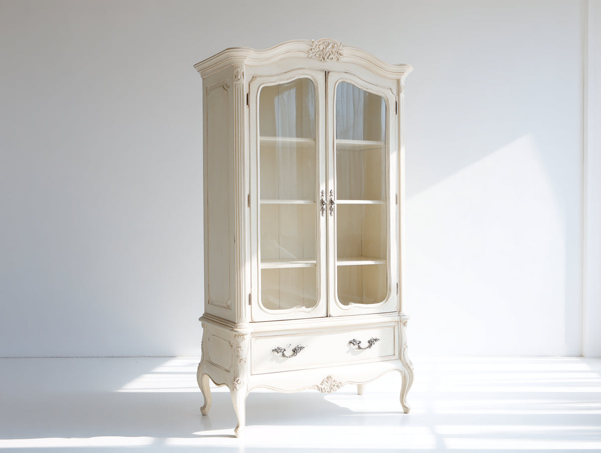 Vitrina de madera y cristal 100x45x195 cm - blanco marfil envejecido - estilo clásico francés con 2 puertas y 1 cajón